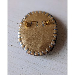 Broche brodée Betty