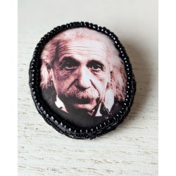 Broche brodée Albert