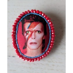 Broche brodée David