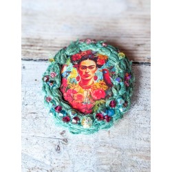 broche portrait de Frida...