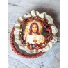 broche portrait Jésus sacré coeur en soie, dentelle et perles